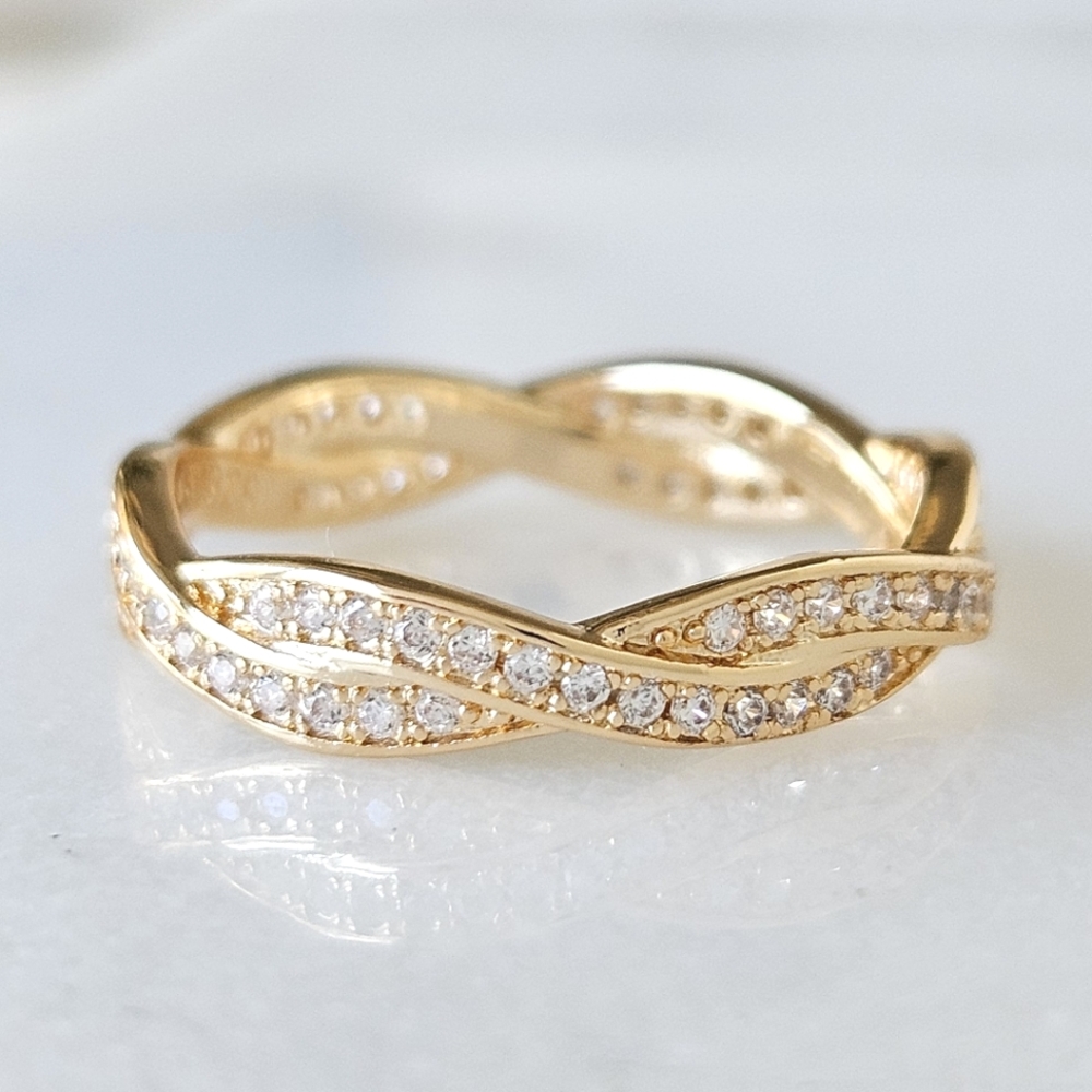 Gold Croissant Twisted Rope Band ring, Charmed Aroma